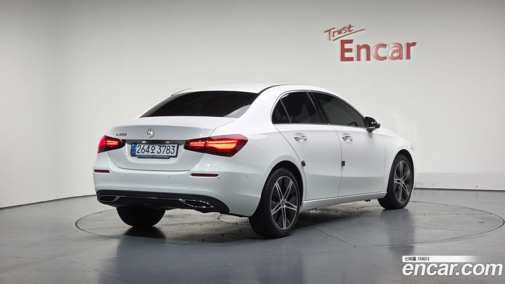 Mercedes-Benz A-Class A220 Sedan, 2024