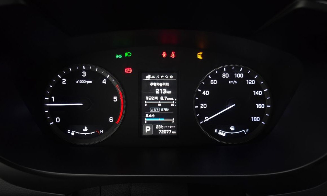 Hyundai Solati 11-Seater, 2021