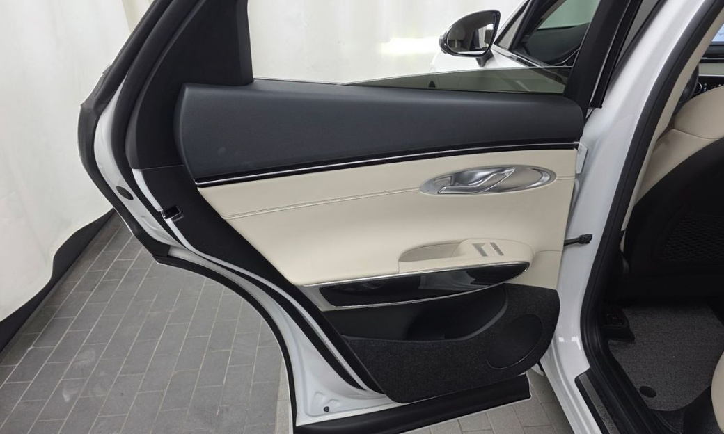 Genesis GV70 2.5T Gasoline 2WD, 2022