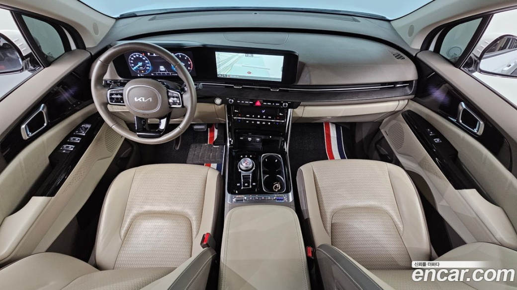 Kia Carnival 9-Seater Signature, 2023
