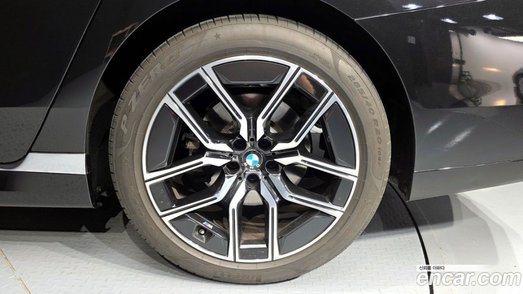 BMW 7-Series 740i sDrive M Sport, 2023