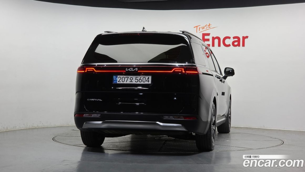 Kia Carnival 9-Seater Noblesse, 2022