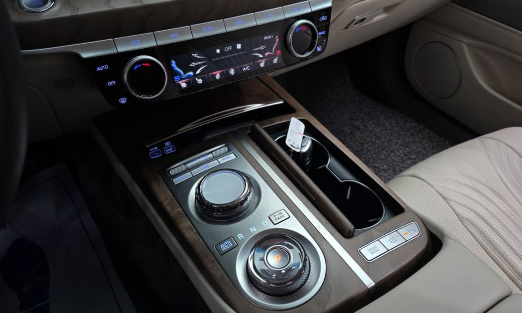 Genesis G80 Gasoline 2.5 Turbo AWD, 2023