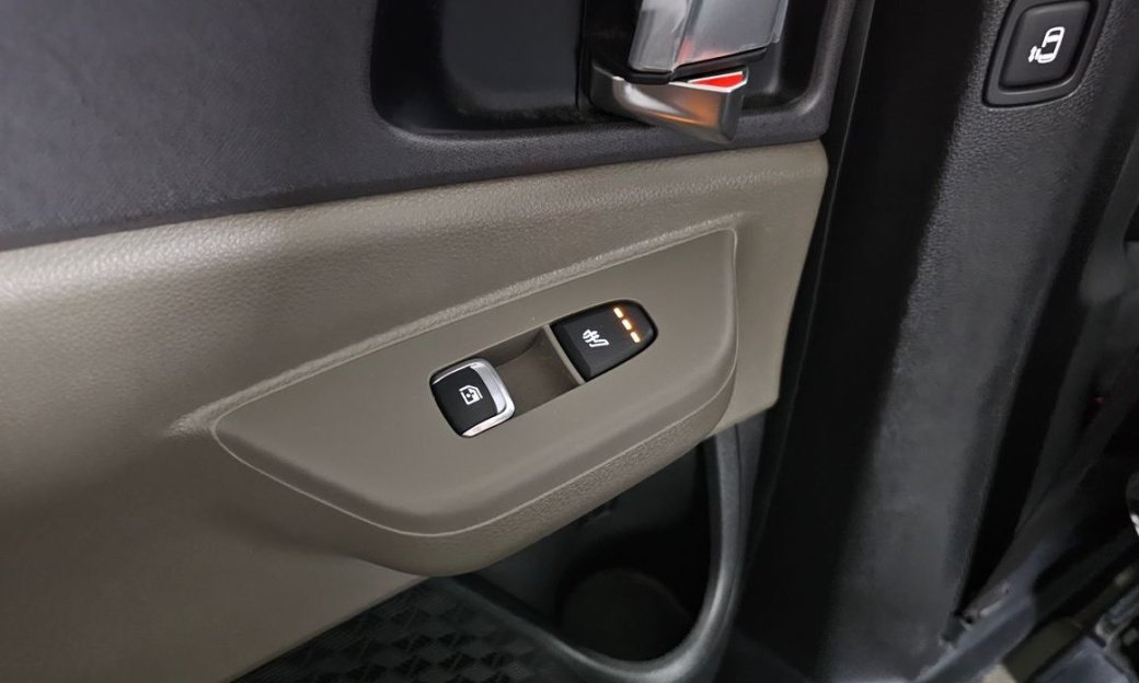 Kia Carnival 9-Seater Noblesse, 2025