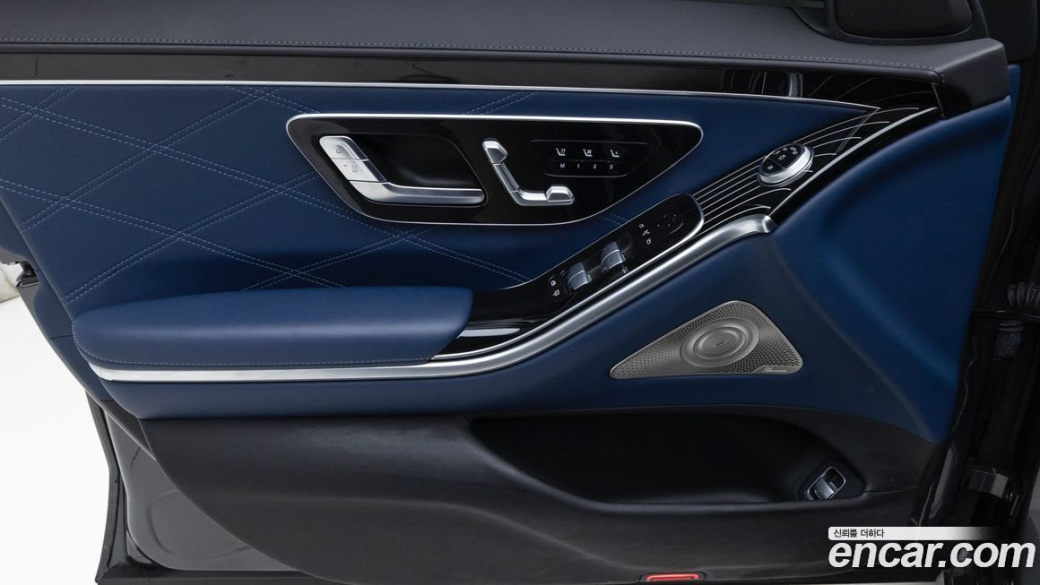 Mercedes-Benz S-Class Maybach S580 4MATIC, 2024