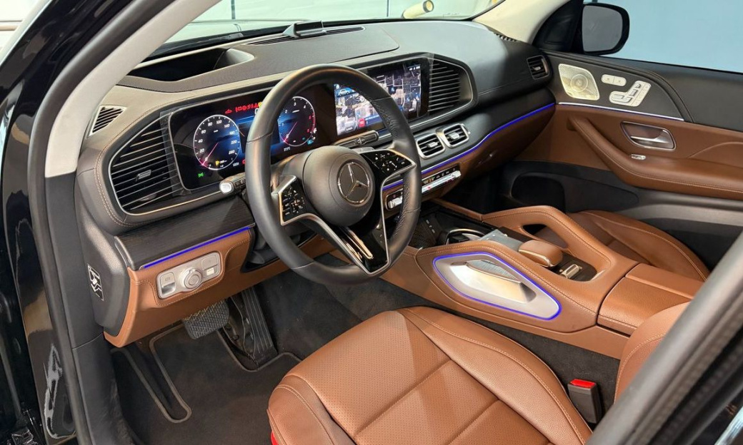 Mercedes-Benz GLE-Class GLE300d 4MATIC, 2025