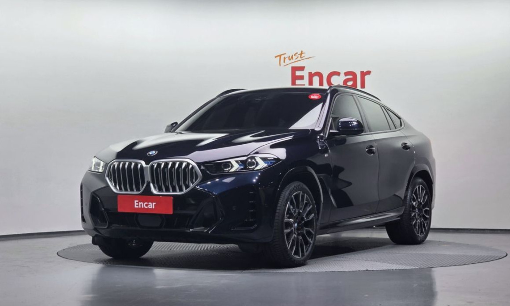 BMW X6 xDrive40i M Sport, 2025