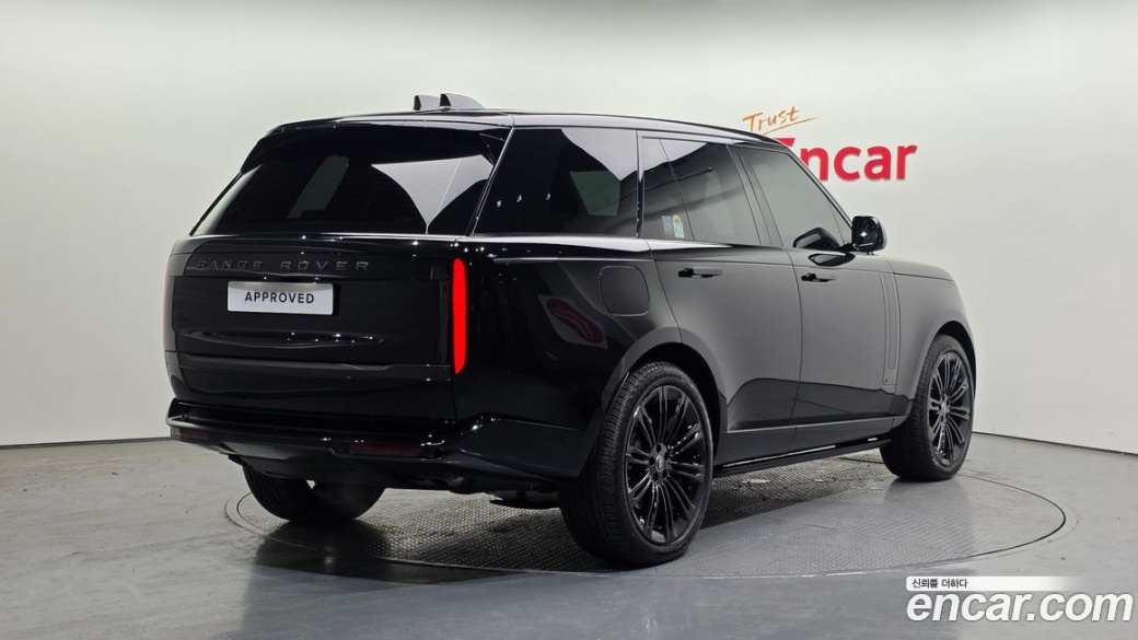 Land Rover Range Rover P530 Autobiography, 2025