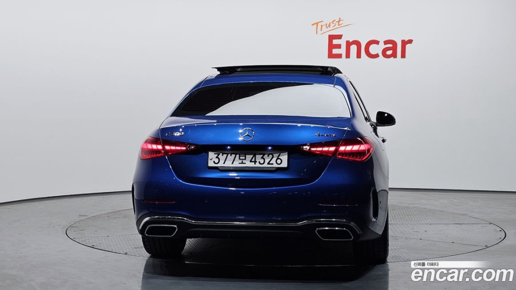 Mercedes-Benz C-Class C300 4MATIC AMG Line, 2023
