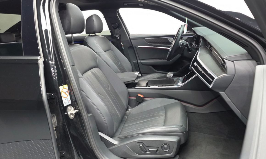 Audi A6 45 TFSI Quattro Premium, 2023