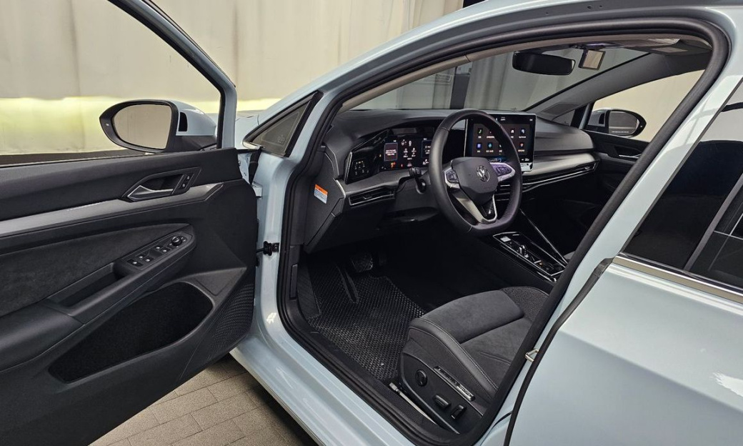 Volkswagen Golf 2.0 TDI Prestige, 2025