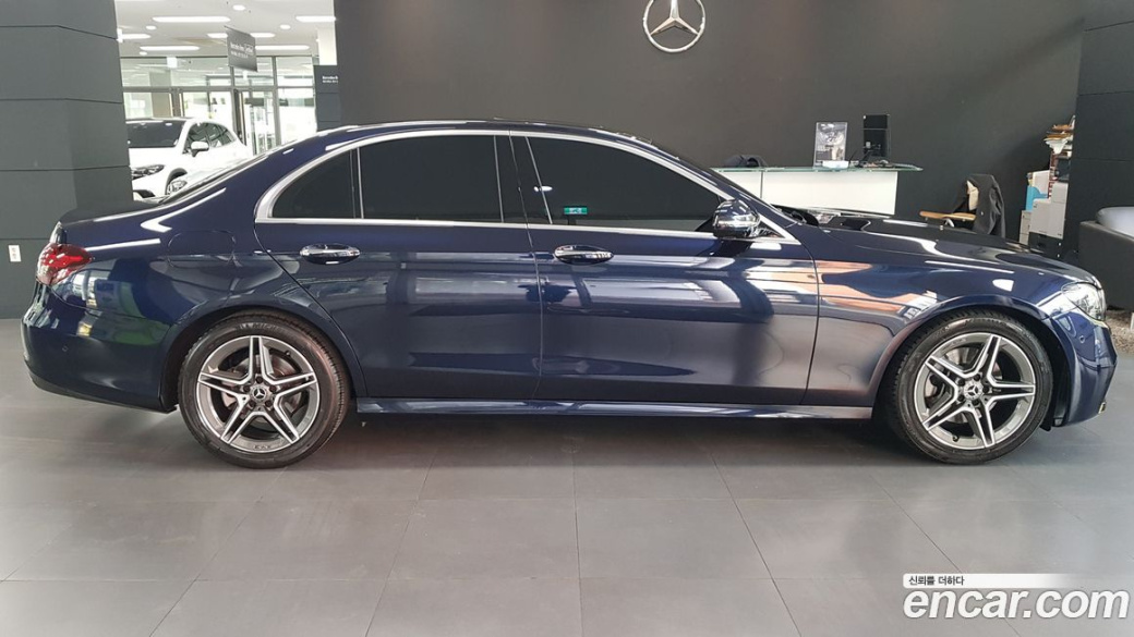 Mercedes-Benz E-Class E250 AMG Line, 2023