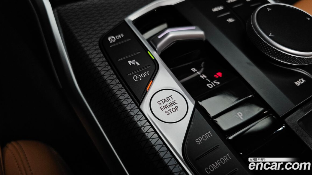 BMW 3-Series 320i M Sport, 2024
