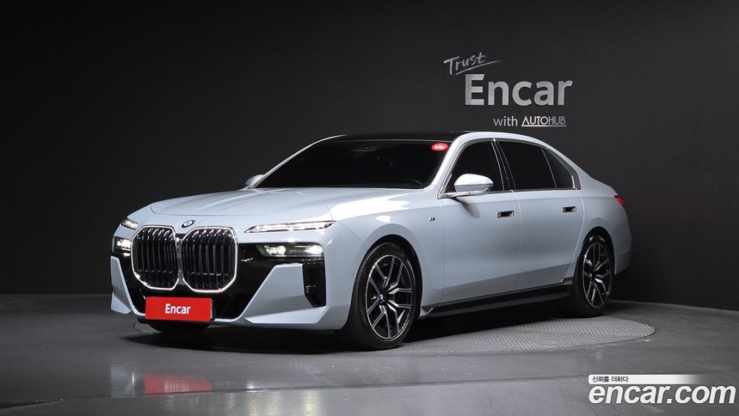 BMW 7-Series 740i sDrive M Sport, 2023
