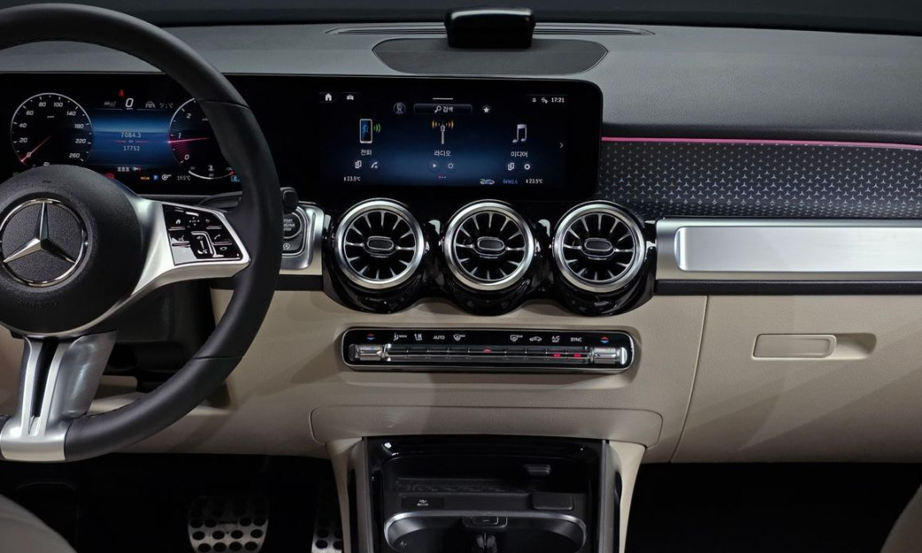 Mercedes-Benz GLB-Class GLB200 d, 2024