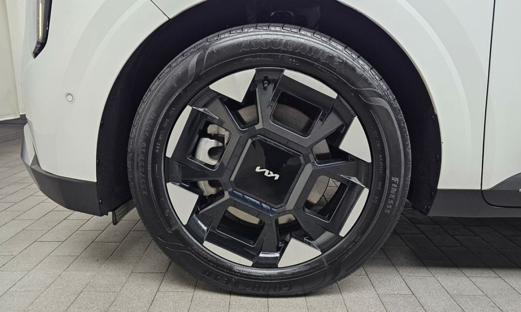 Kia Carnival 9-Seater Noblesse, 2025