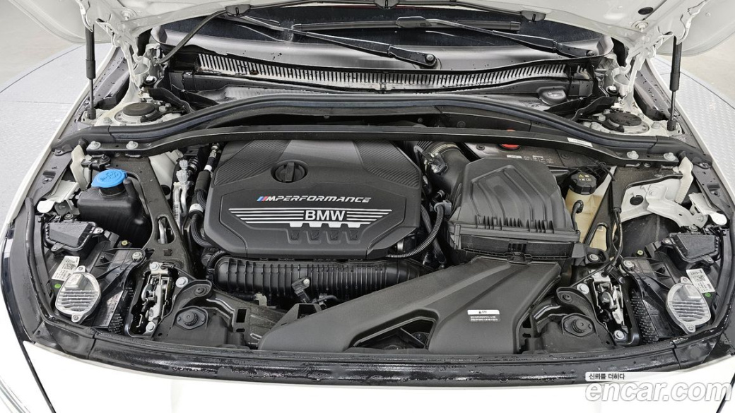 BMW 1-Series M135i xDrive, 2022