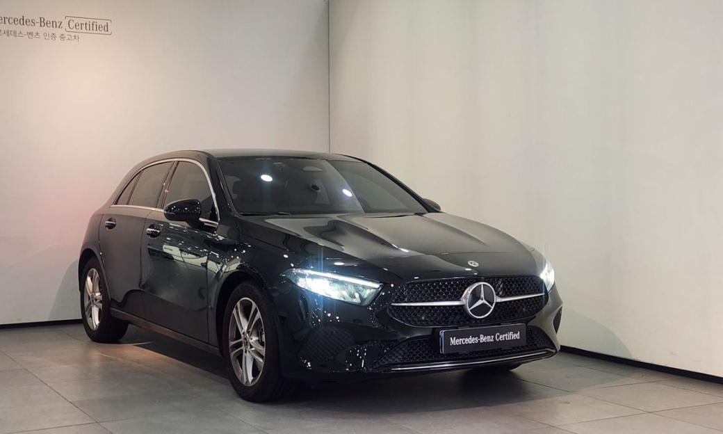 Mercedes-Benz A-Class A220 Hatchback, 2024