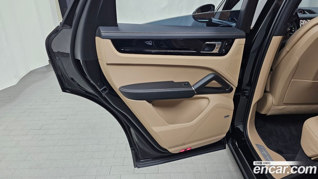 Porsche Cayenne 3.0 Coupe, 2023