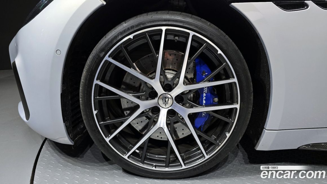 Maserati Gran Cabrio 3.0 V6 Trofeo, 2024