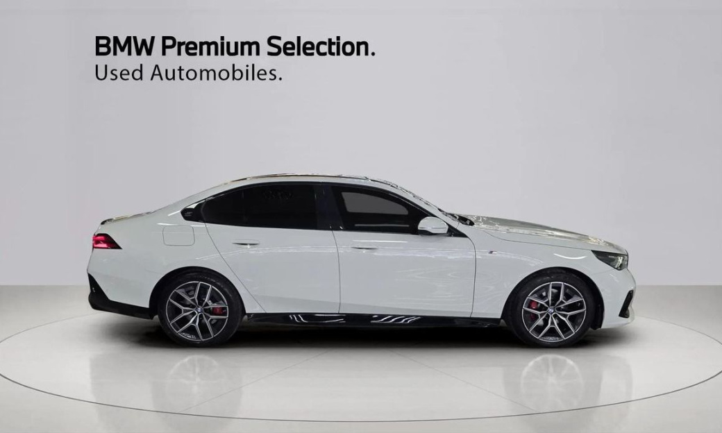 BMW 5-Series 520i Special Edition, 2025