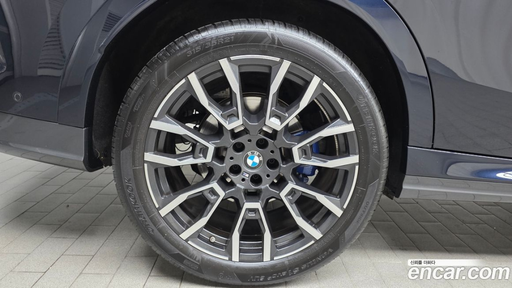 BMW X6 xDrive40i M Sport, 2025