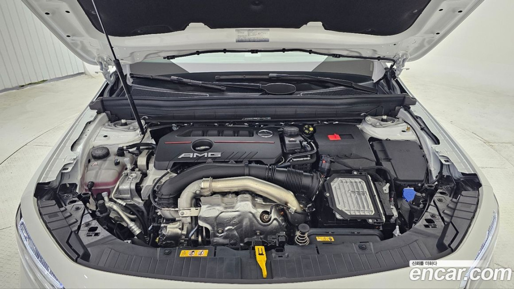 Mercedes-Benz GLB-Class AMG GLB35 4MATIC, 2026