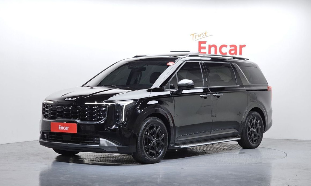 Kia Carnival 9-Seater Gravity, 2025