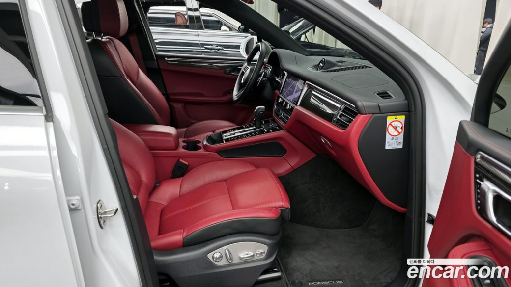 Porsche Macan 2.9 S, 2022