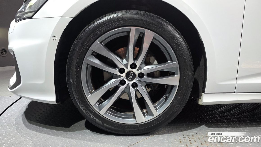 Audi A6 40 TDI Premium, 2023