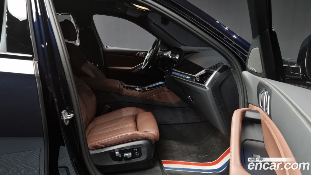 BMW X6 xDrive30d M Sport, 2025