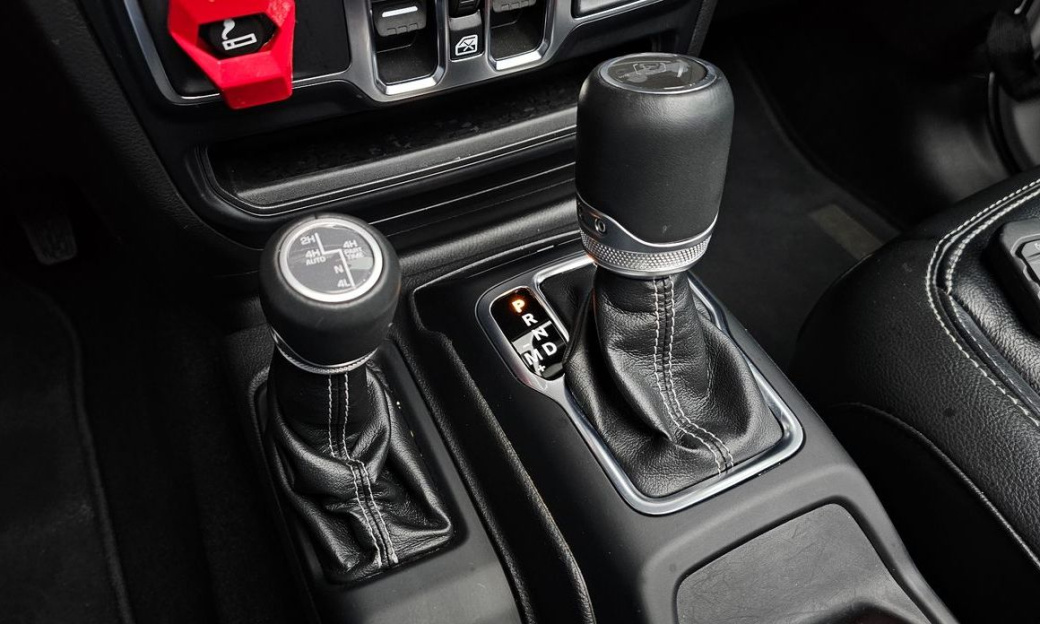 Jeep Wrangler 2.0 Overland Power Top 4Door, 2022