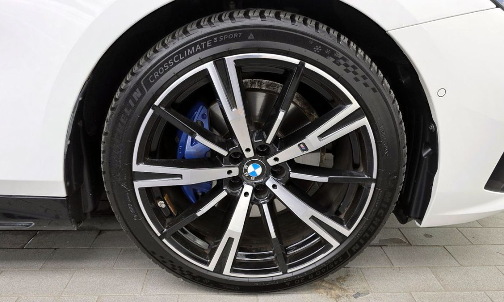 BMW 5-Series 530i xDrive M Sport, 2024