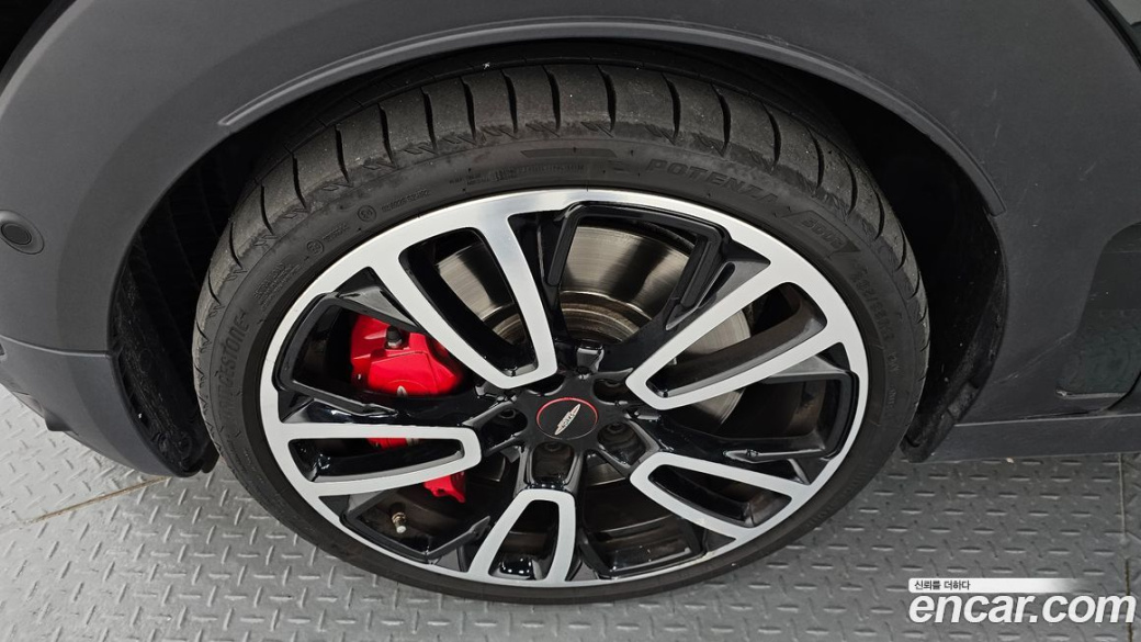 Mini Clubman JCW, 2023