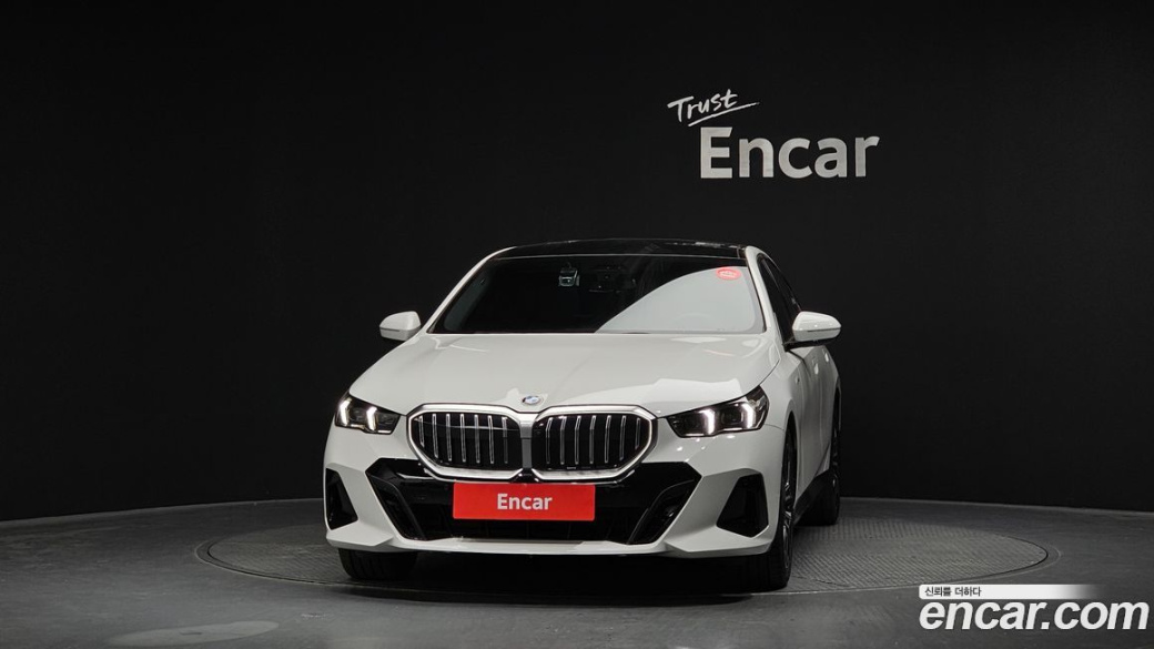 BMW 5-Series 523d M Sport, 2025