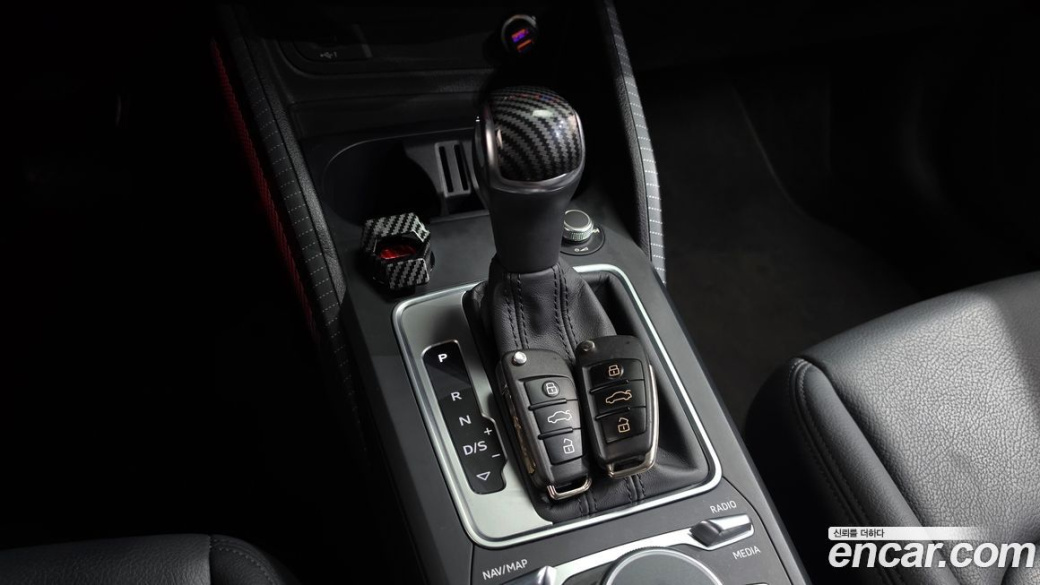 Audi Q2 35 TDI Premium, 2023