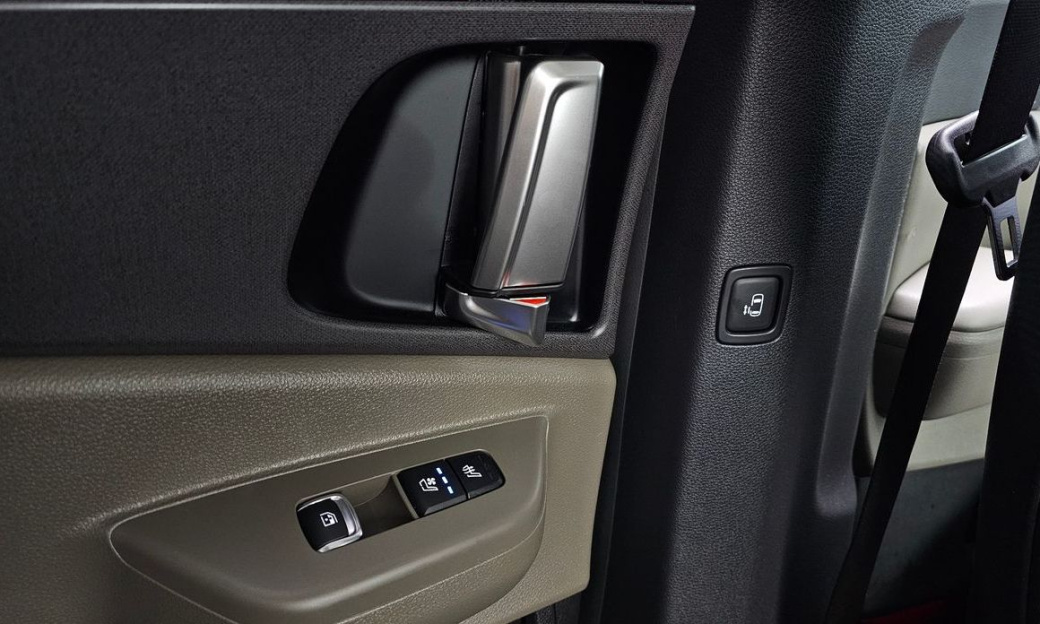 Kia Carnival 7-Seater Noblesse, 2025