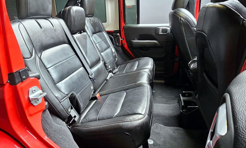 Jeep Wrangler 2.0 Overland Power Top 4Door, 2021