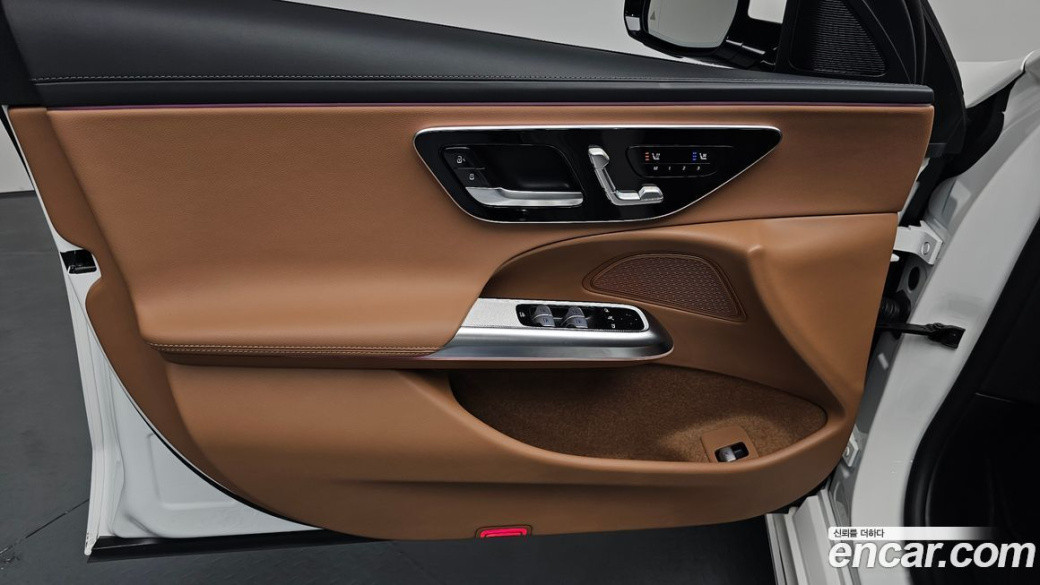 Mercedes-Benz E-Class E220d 4MATIC Exclusive, 2024
