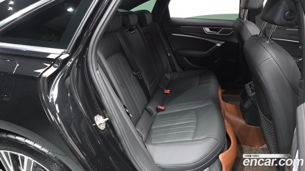Audi A6 45 TFSI Quattro Premium, 2023
