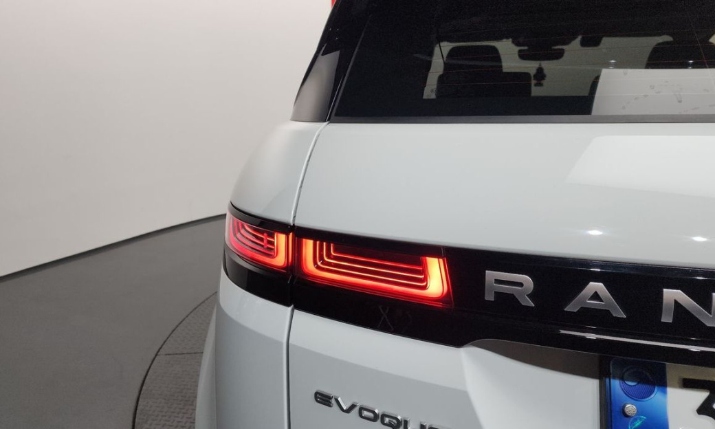 Land Rover Range Rover Evoque P250 SE, 2023