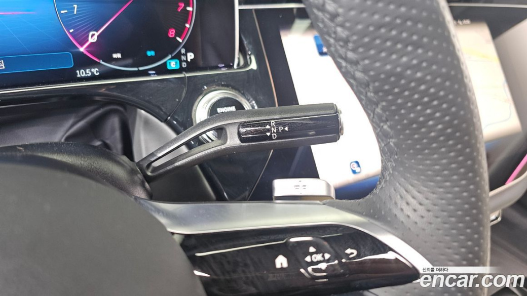 Mercedes-Benz E-Class E300 4MATIC AMG Line, 2025