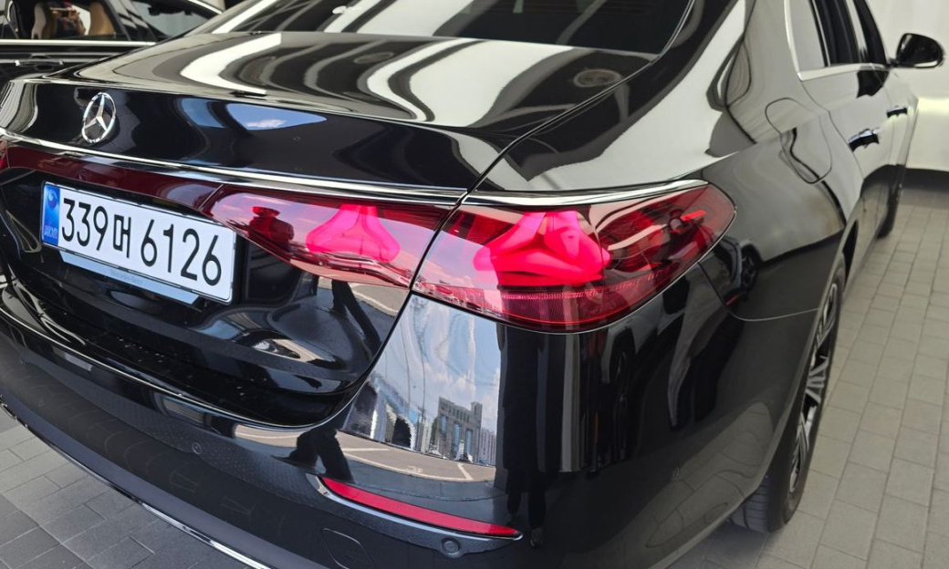 Mercedes-Benz E-Class E200 Avantgarde, 2025