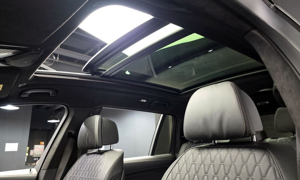 BMW X7 xDrive 40i Design Pure Excellence 7-Seater, 2025