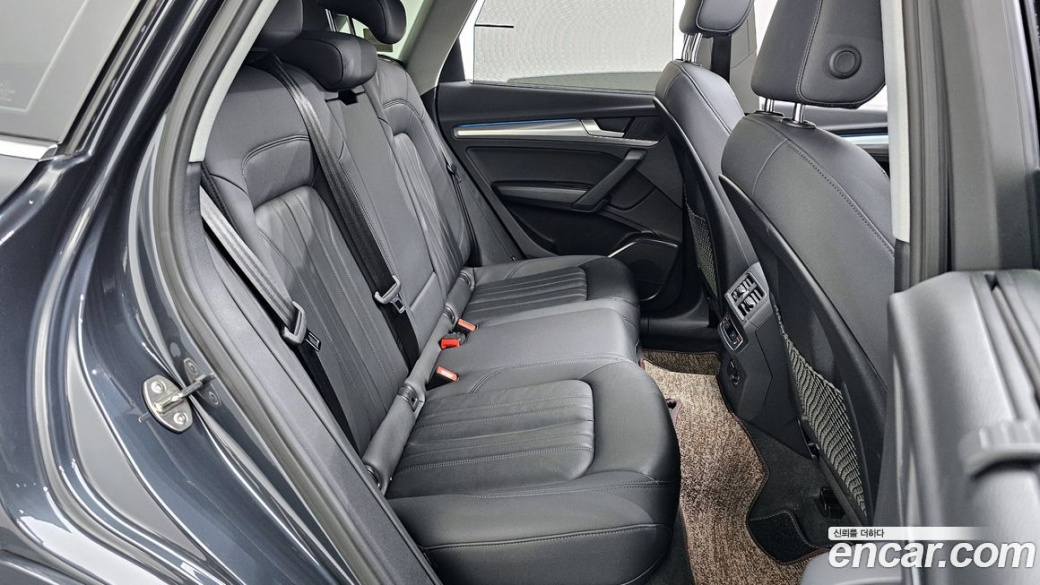 Audi Q5 45 TFSI Quattro, 2021