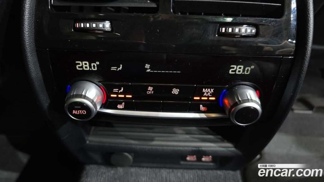 BMW 5-Series 520i Luxury, 2021