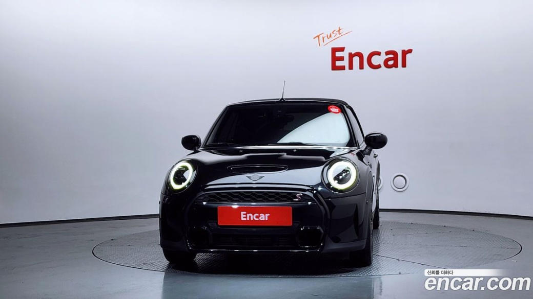 Mini Cooper Convertible Classic, 2023