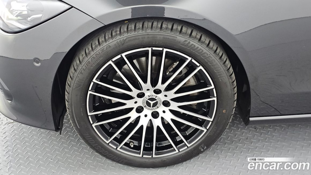 Mercedes-Benz C-Class C300 4MATIC Avantgarde, 2024
