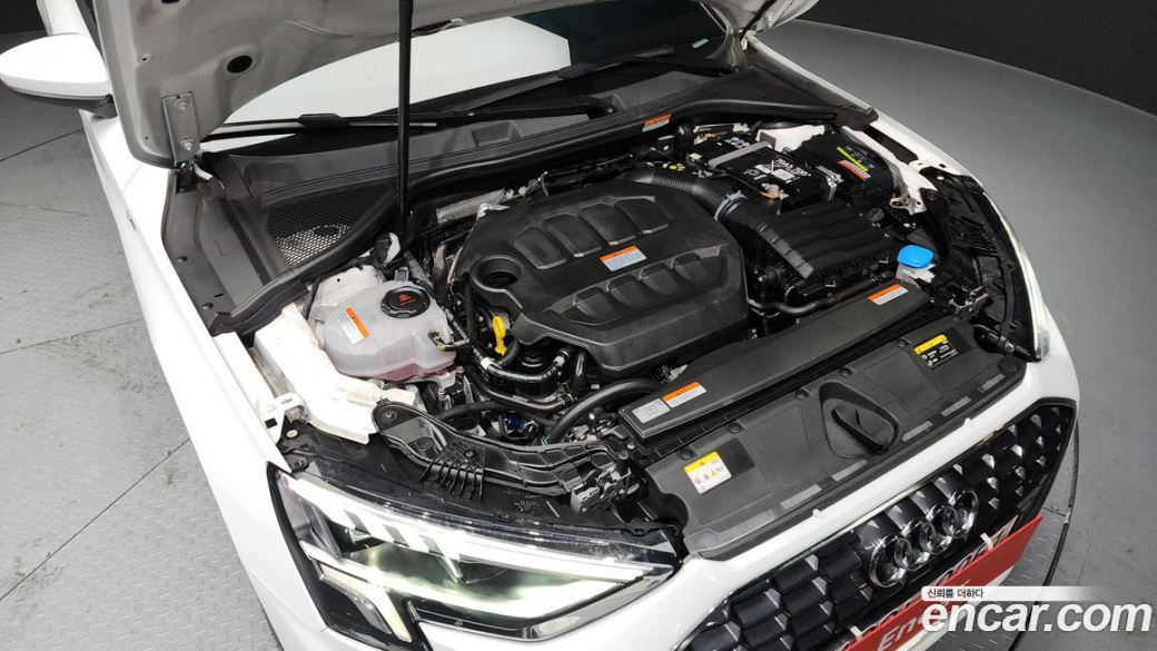 Audi A3 40 TFSI Premium, 2024