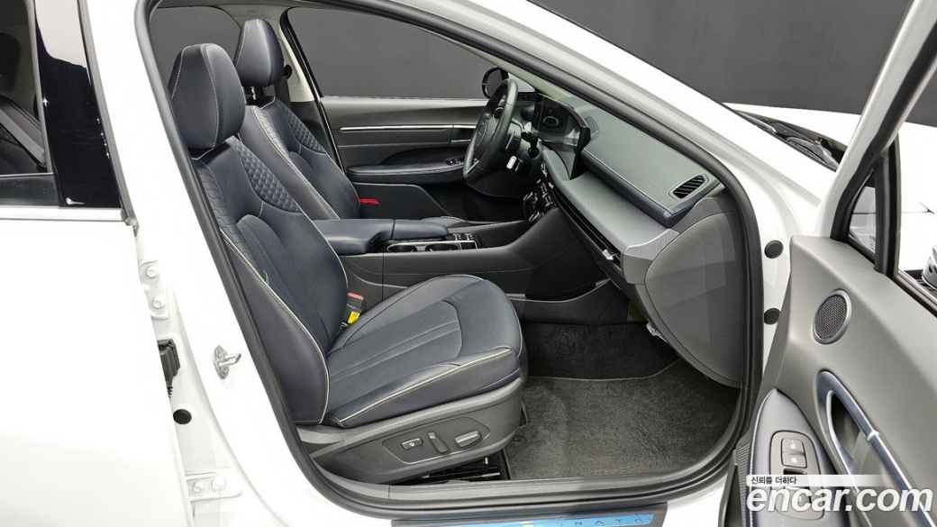 Hyundai Sonata 2.0, 2024